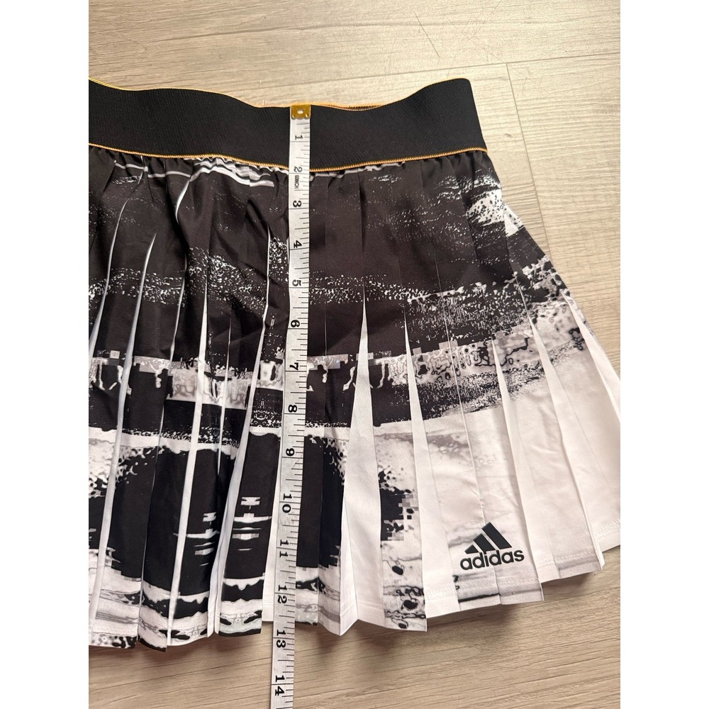 adidas‎ women's medium New York Skirt - Picture 6 of 10